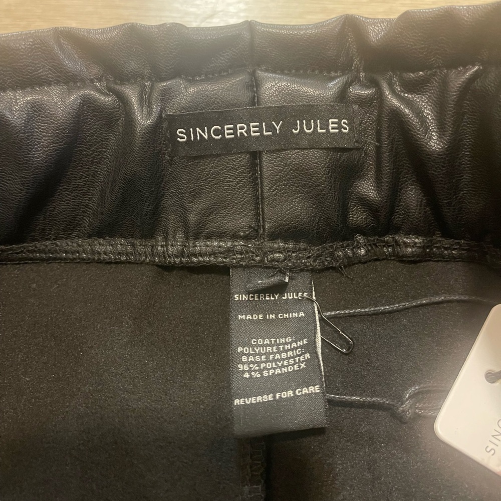 NWT Black Women's Leather Shorts - Picture 3 of 6